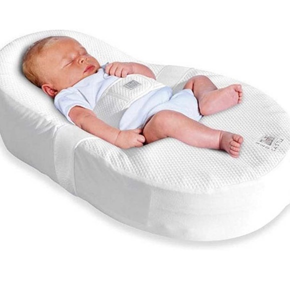 COPY - Red castle cocoonababy - Picture 2 of 2